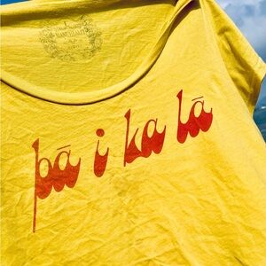 Manuhealii Vintage Tee